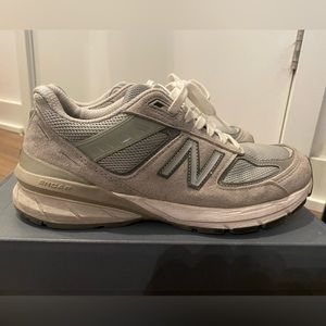 New Balance 990v5 Gray Size 8